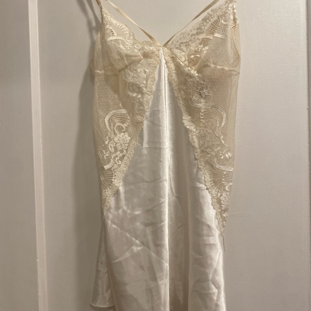 In Bloom by Jonquil Lace Detail Slip